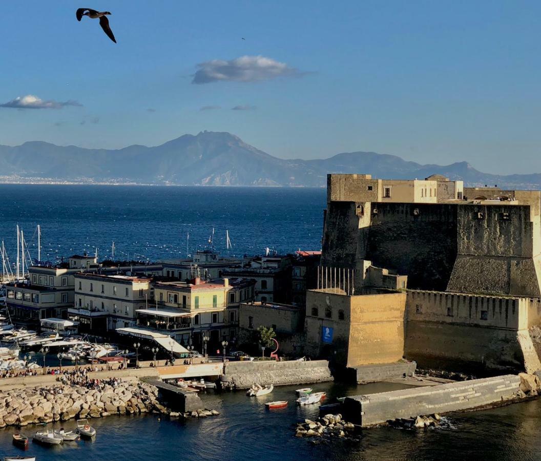 Rooftop In Front Of The Castle Naples Exterior photo